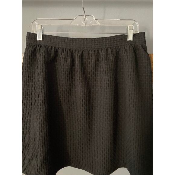 Kensie Black Skater Skirt | Medium - Picture 2 of 6
